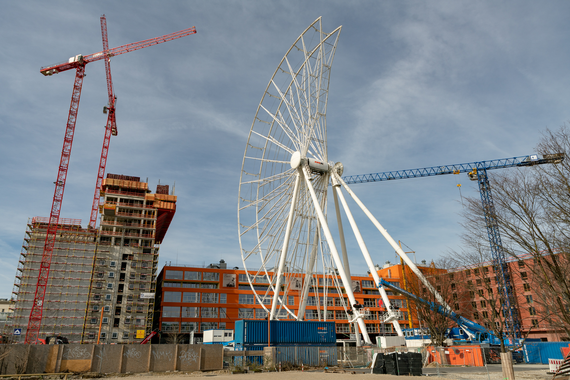 17.03.2019 - Rundgang um das Riesenrad im WERKVIERTEL MITTE