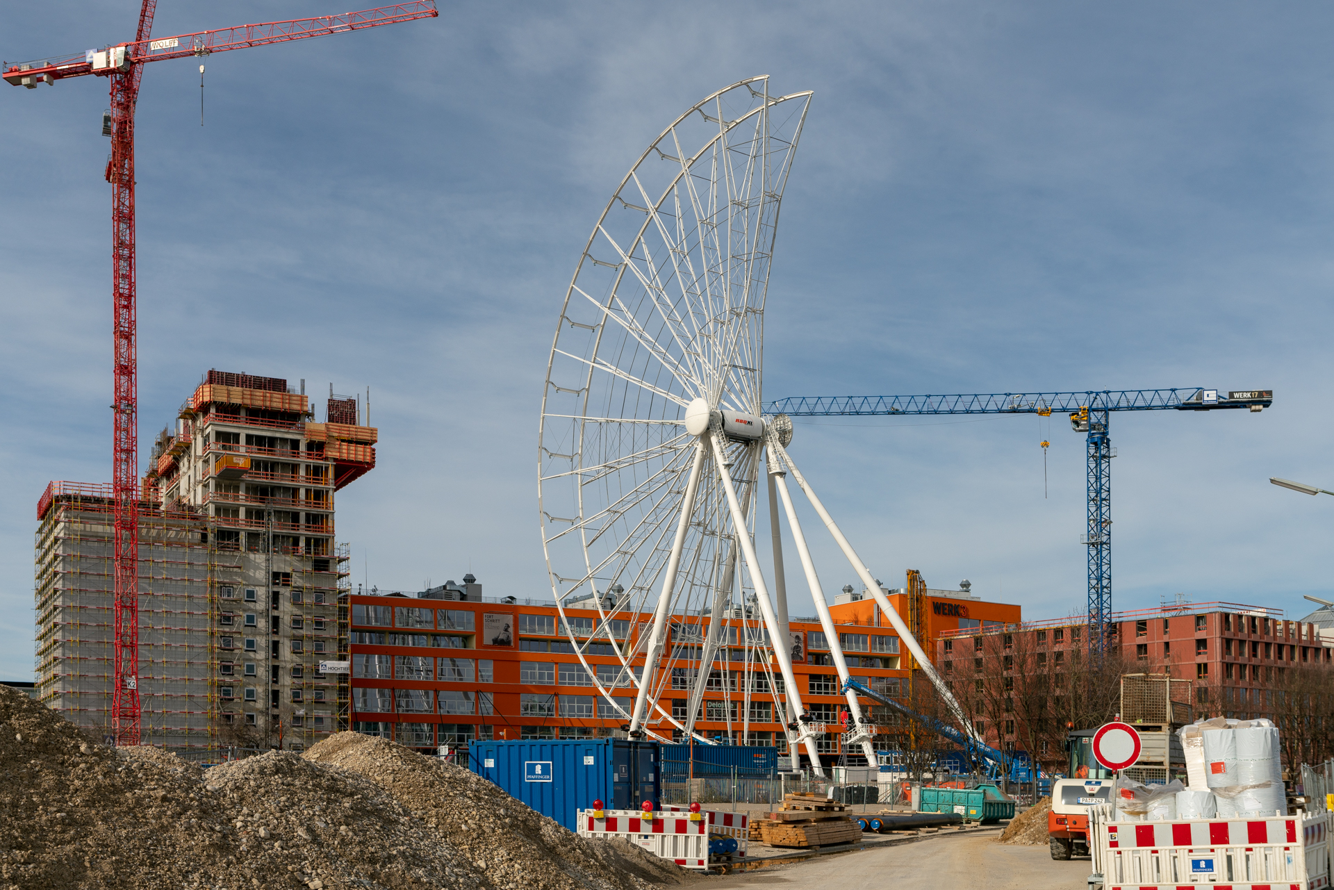17.03.2019 - Rundgang um das Riesenrad im WERKVIERTEL MITTE