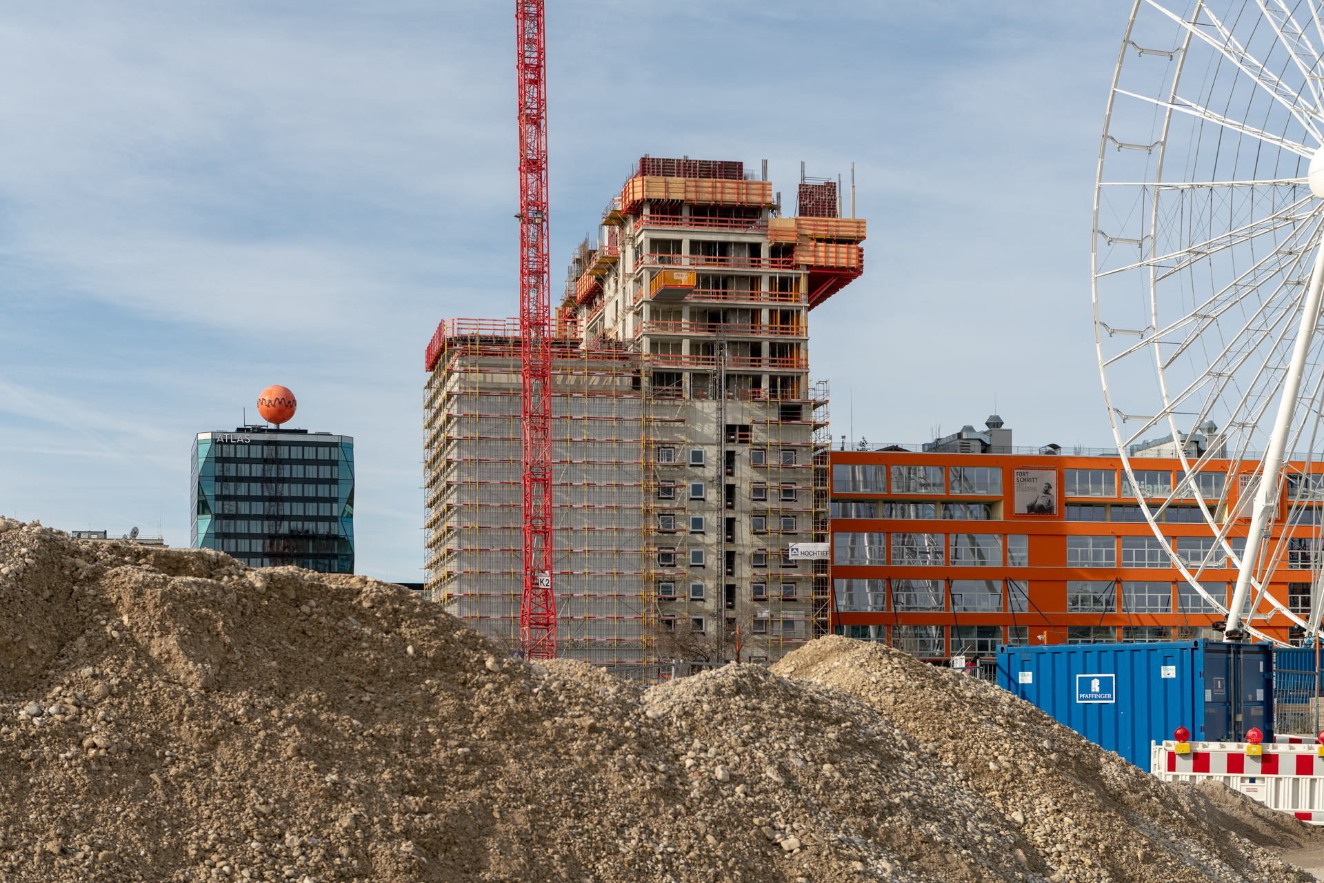 17.03.2019 - Rundgang um das Riesenrad im WERKVIERTEL MITTE
