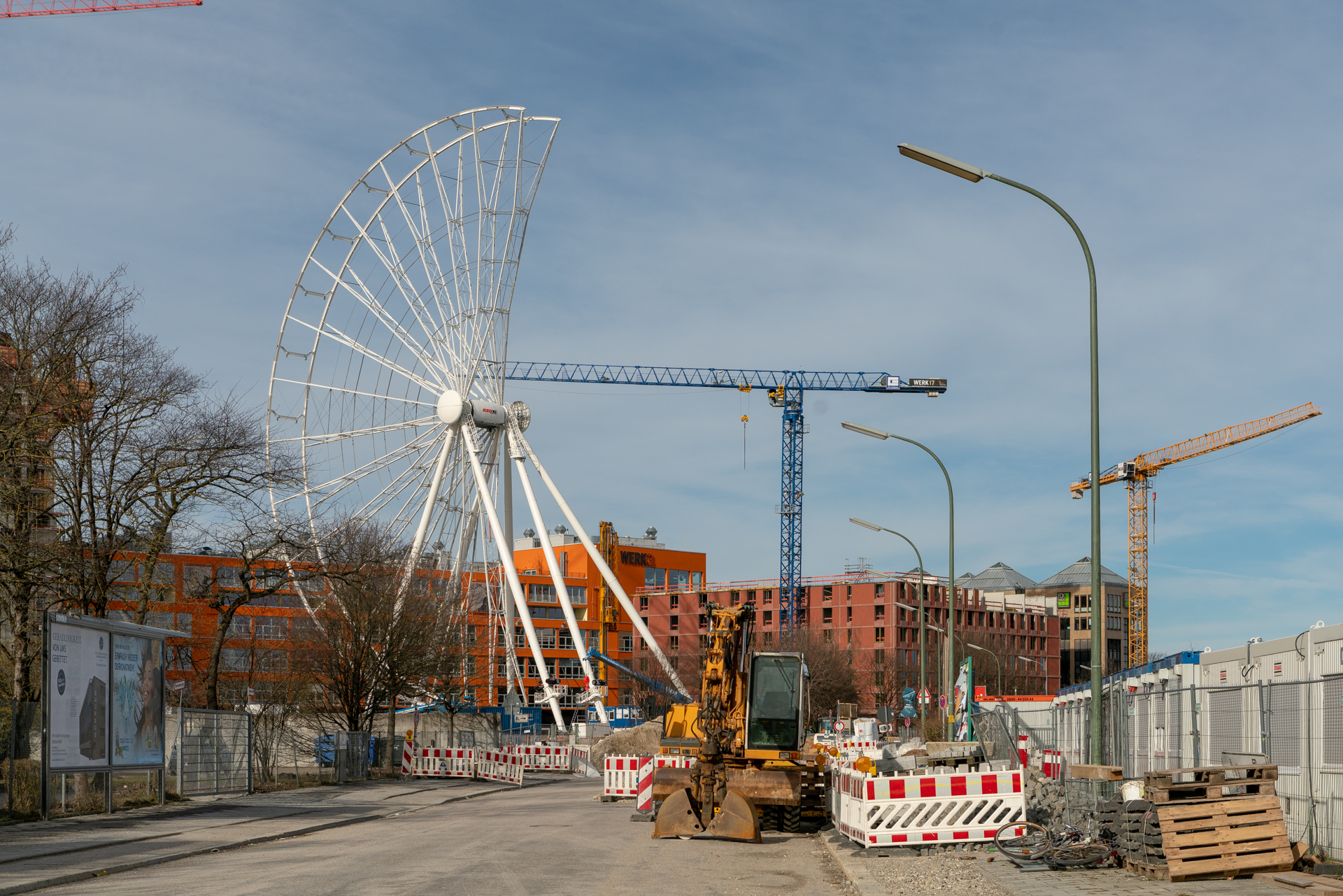 17.03.2019 - Rundgang um das Riesenrad im WERKVIERTEL MITTE