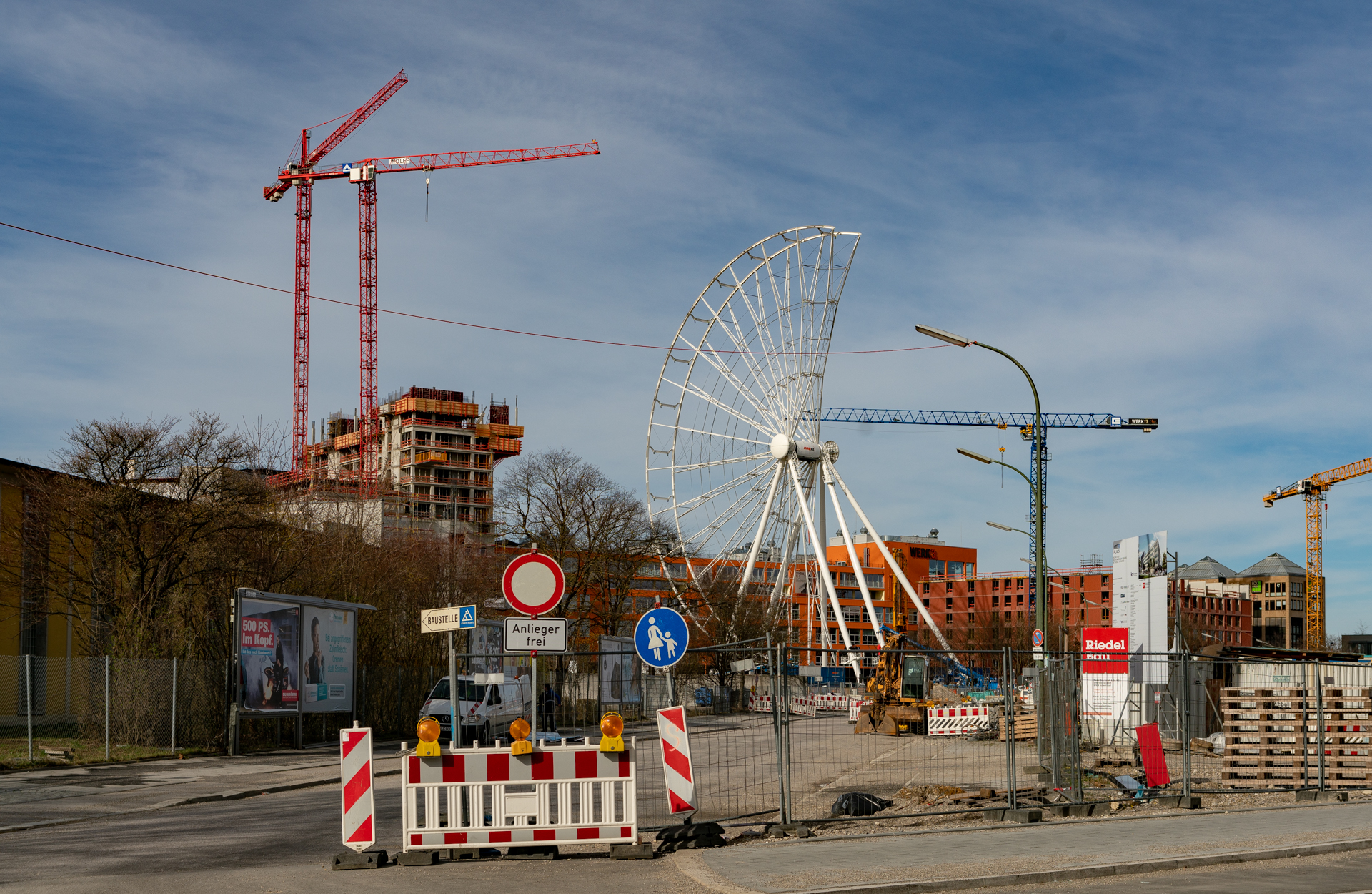 17.03.2019 - Rundgang um das Riesenrad im WERKVIERTEL MITTE