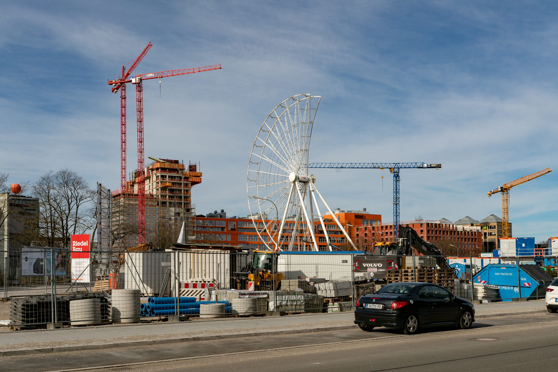 17.03.2019 - Rundgang um das Riesenrad im WERKVIERTEL MITTE