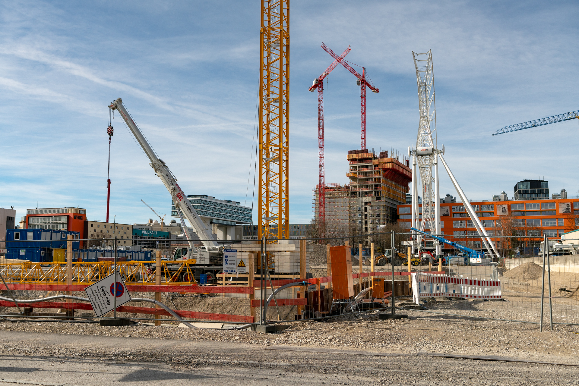 17.03.2019 - Rundgang um das Riesenrad im WERKVIERTEL MITTE