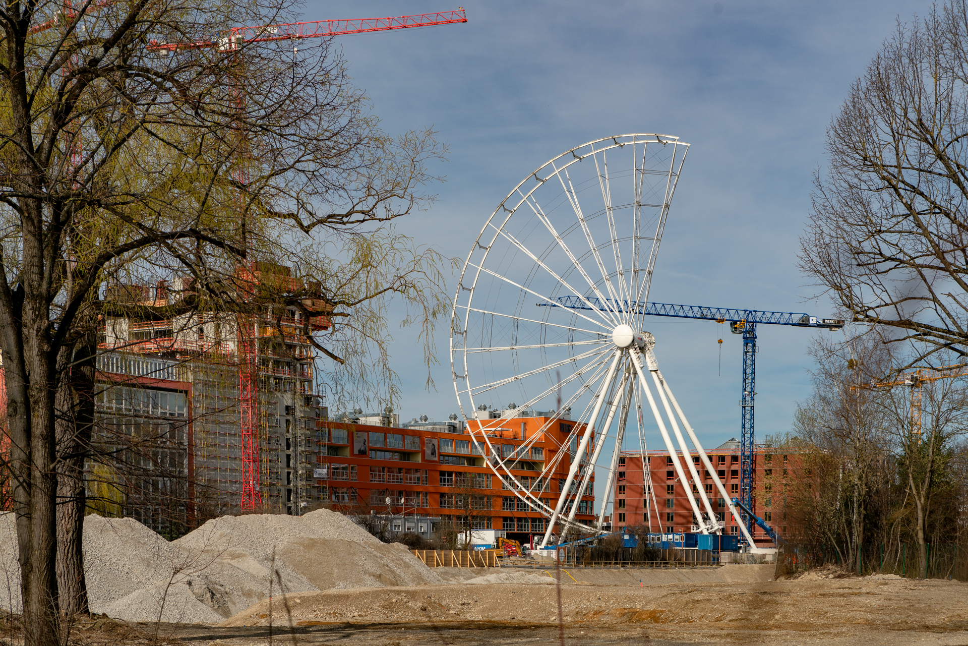 17.03.2019 - Rundgang um das Riesenrad im WERKVIERTEL MITTE