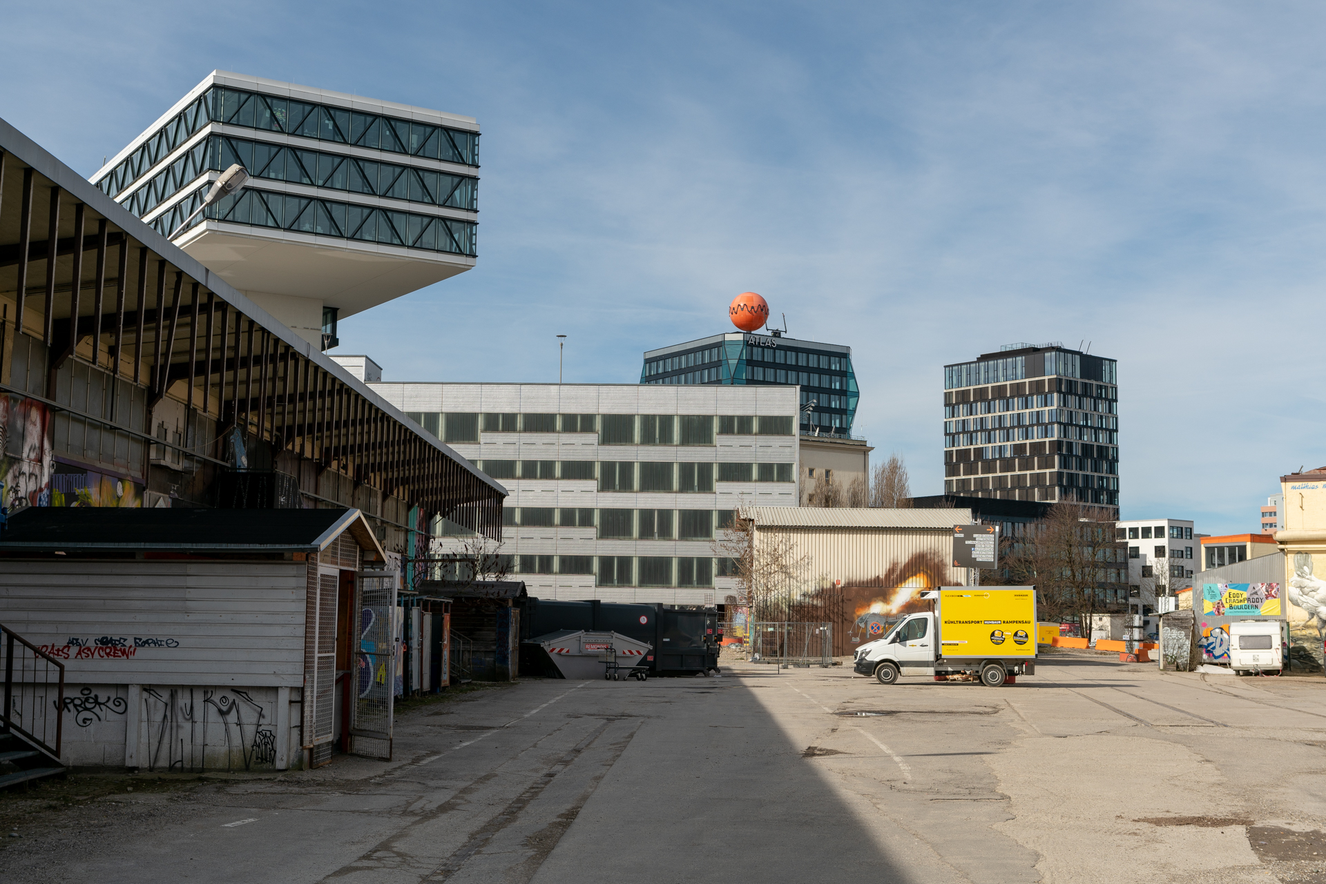 17.03.2019 - Rundgang um das Riesenrad im WERKVIERTEL MITTE