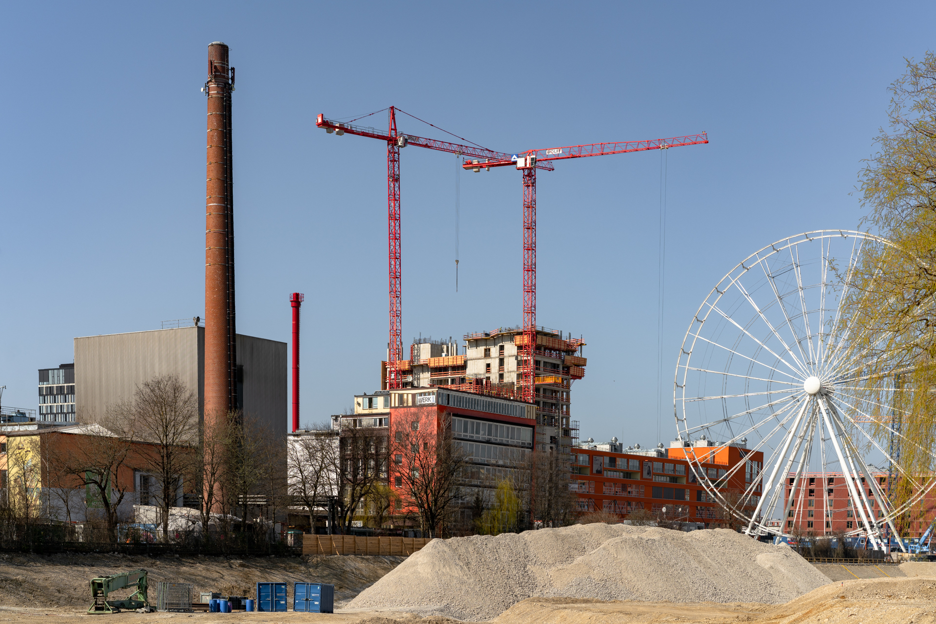 23.03.2019 - Der Kreis des Riesenrades im Werksviertel ist geschlossen