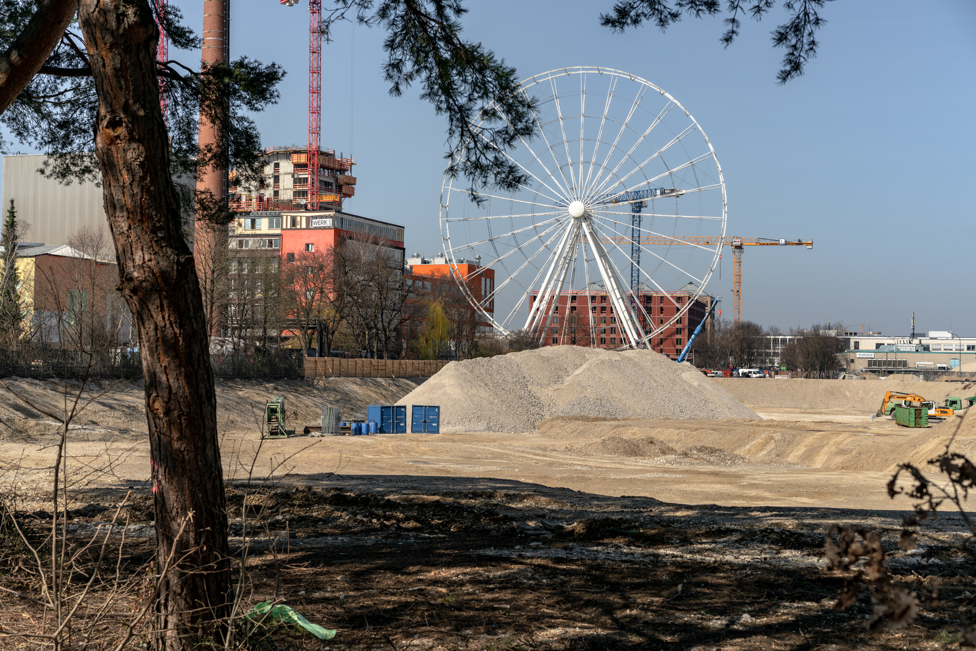 23.03.2019 - Der Kreis des Riesenrades im Werksviertel ist geschlossen