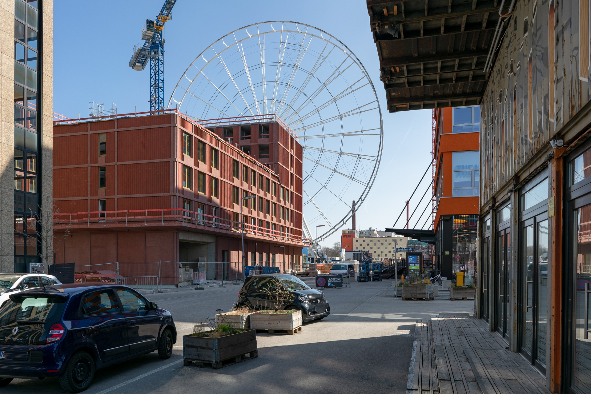 23.03.2019 - Der Kreis des Riesenrades im Werksviertel ist geschlossen