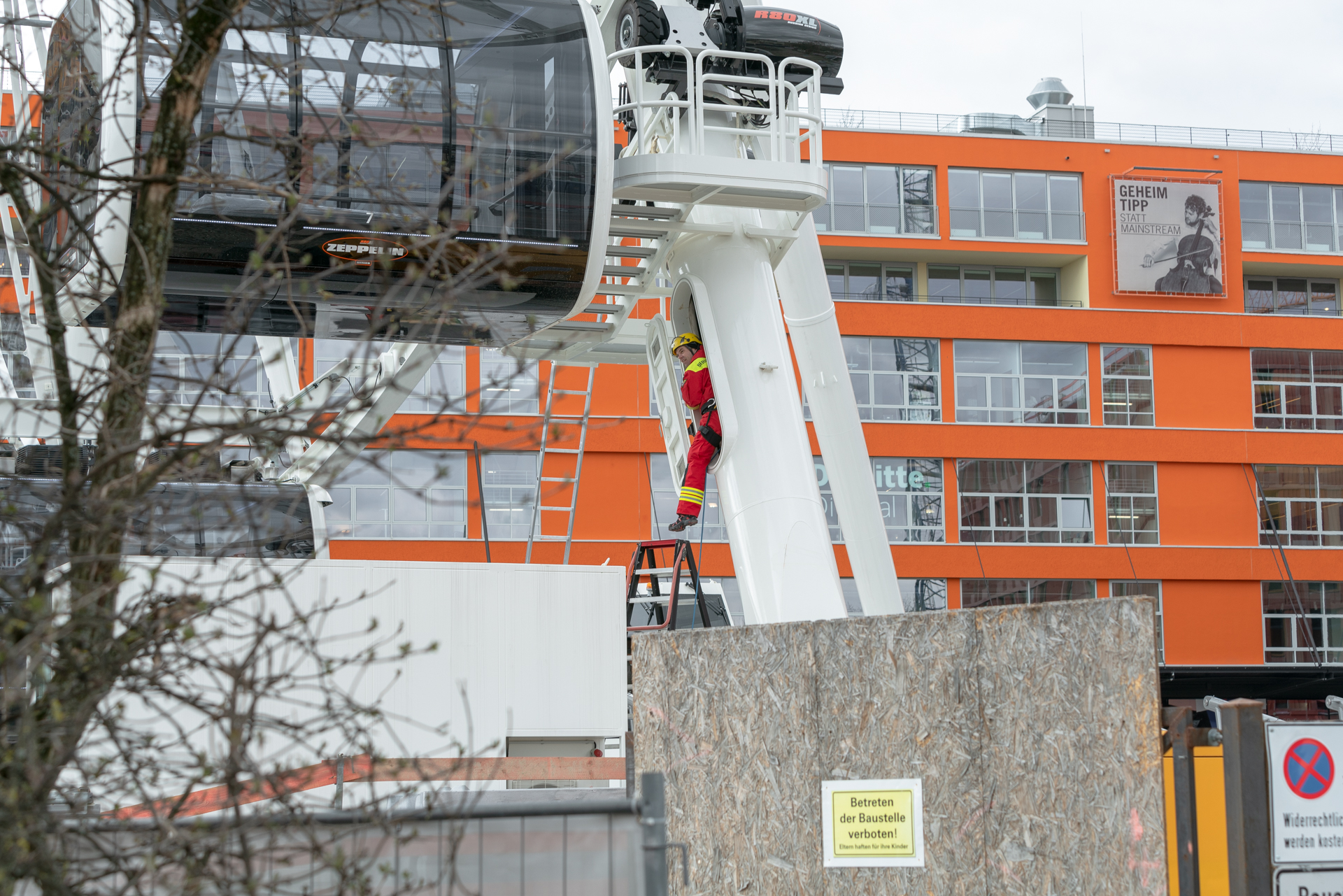 26.03.2019 - Feuerwerübung am Riesenrad un dan den Gondeln
