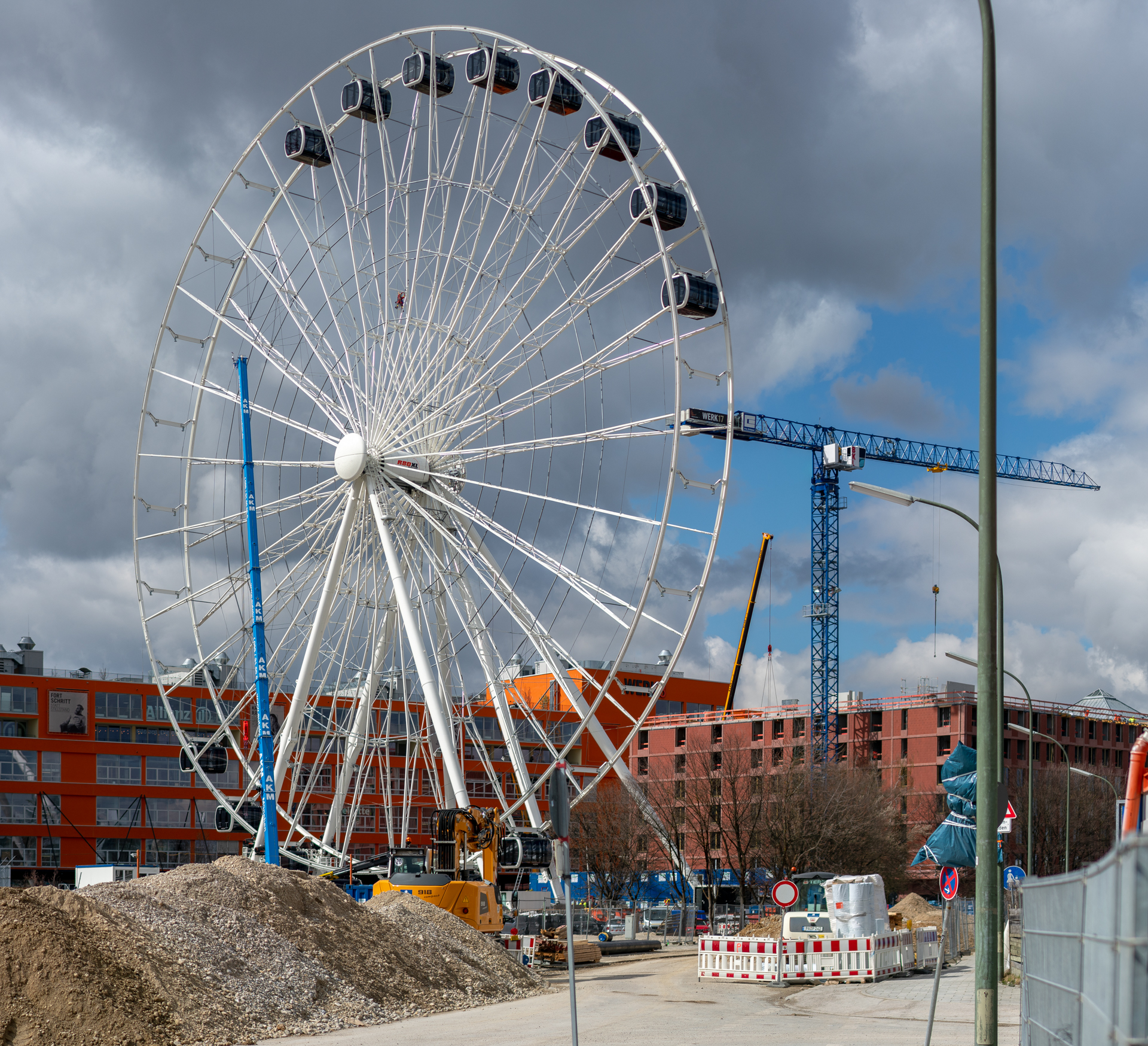 26.03.2019 - Feuerwerübung am Riesenrad un dan den Gondeln