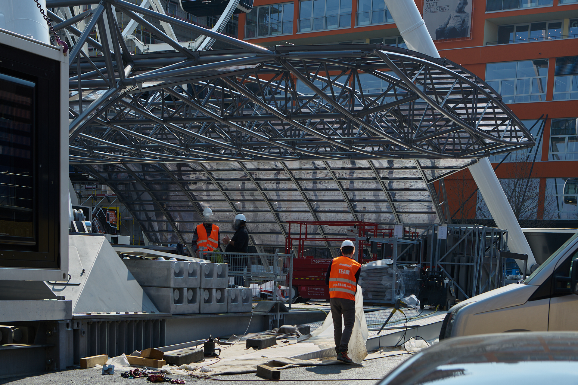 01.04.2019 - Arbeiten am Riesenrad im Wersviertel Mitte 