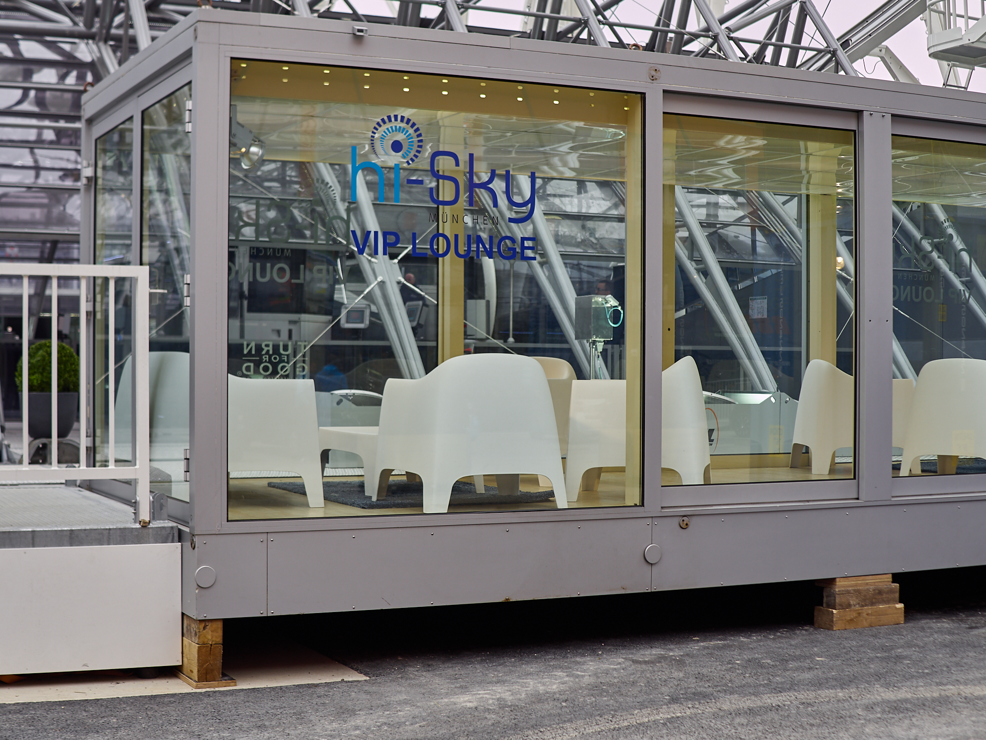 12.04.2019 - Presse-Info am Riesenrad im Werksviertel