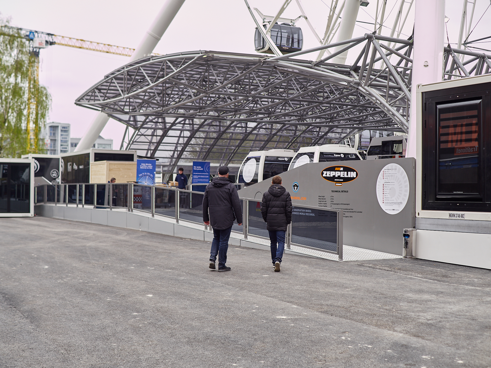 12.04.2019 - Presse-Info am Riesenrad im Werksviertel