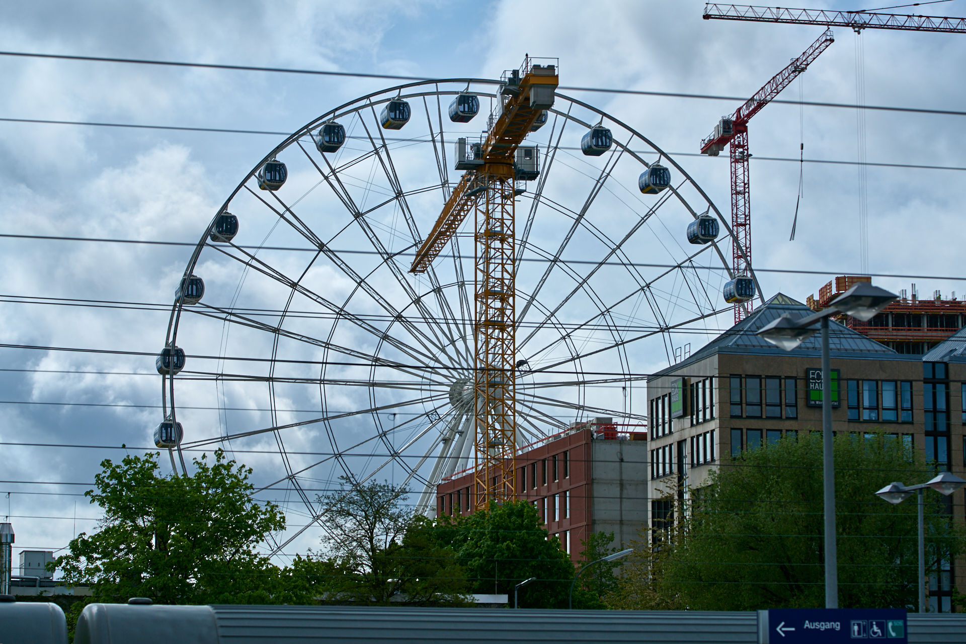 02.05.2019 - Rundgang um das Werksviertel-Mitte mit dem Riesenrad