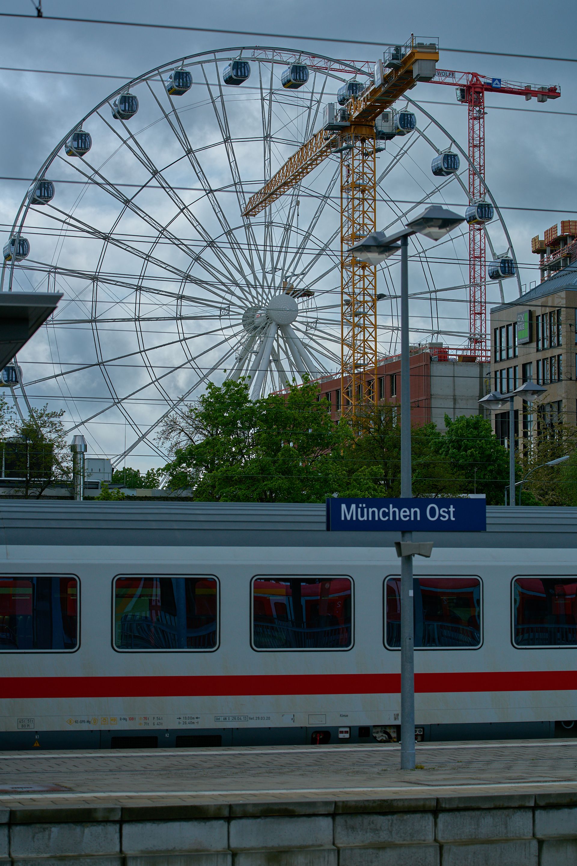 02.05.2019 - Rundgang um das Werksviertel-Mitte mit dem Riesenrad