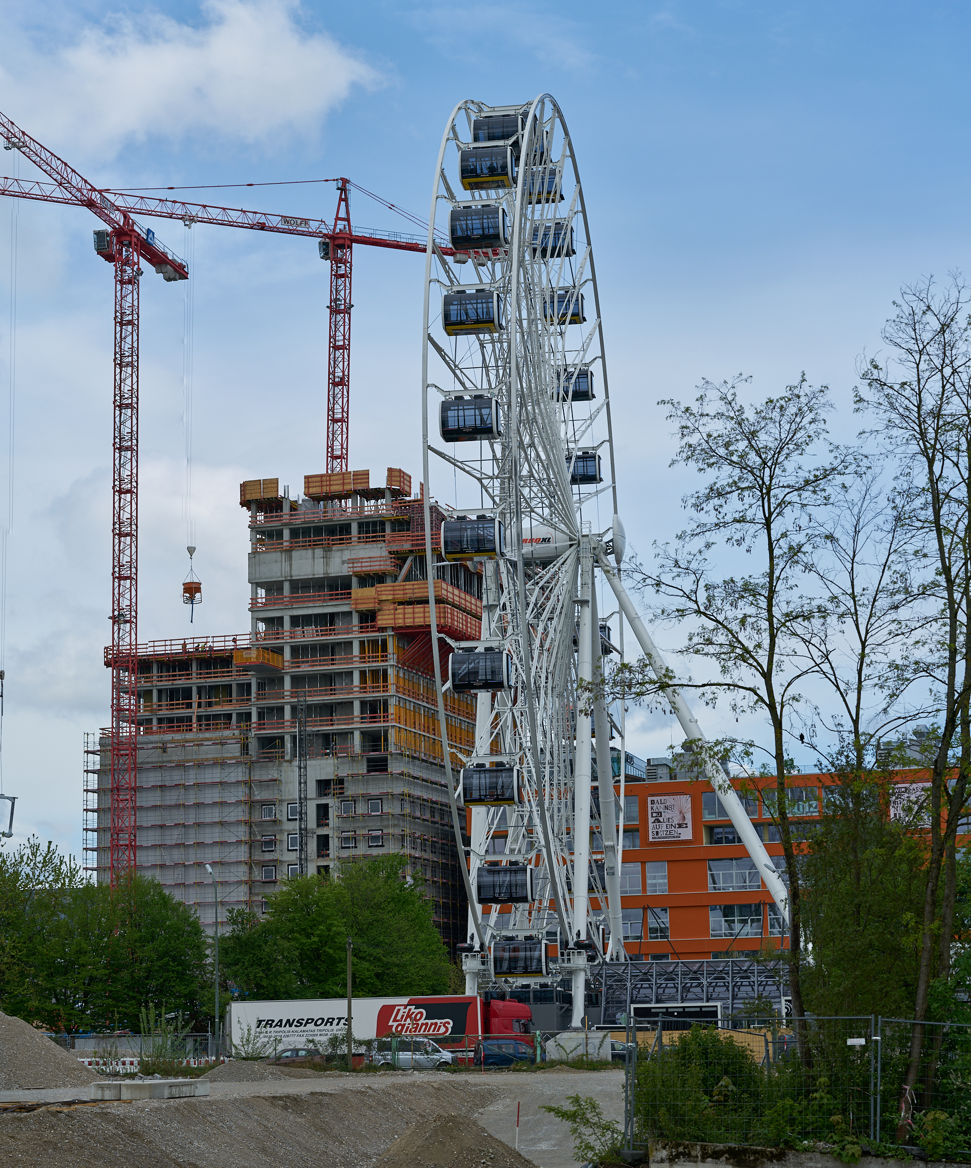 02.05.2019 - Rundgang um das Werksviertel-Mitte mit dem Riesenrad