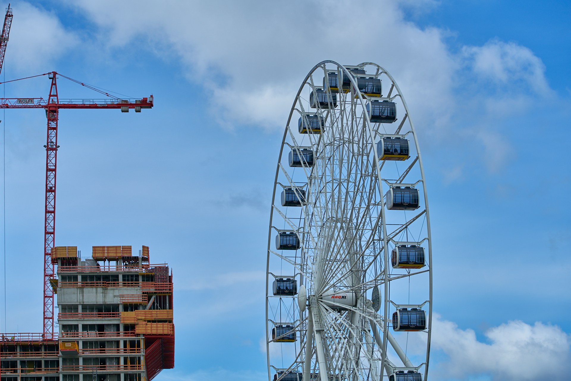 02.05.2019 - Rundgang um das Werksviertel-Mitte mit dem Riesenrad