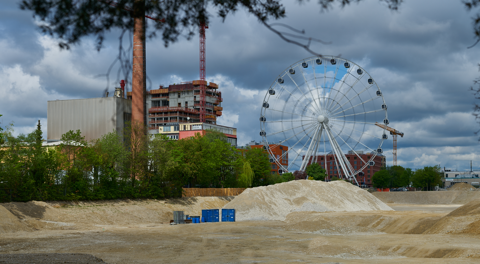 02.05.2019 - Rundgang um das Werksviertel-Mitte mit dem Riesenrad