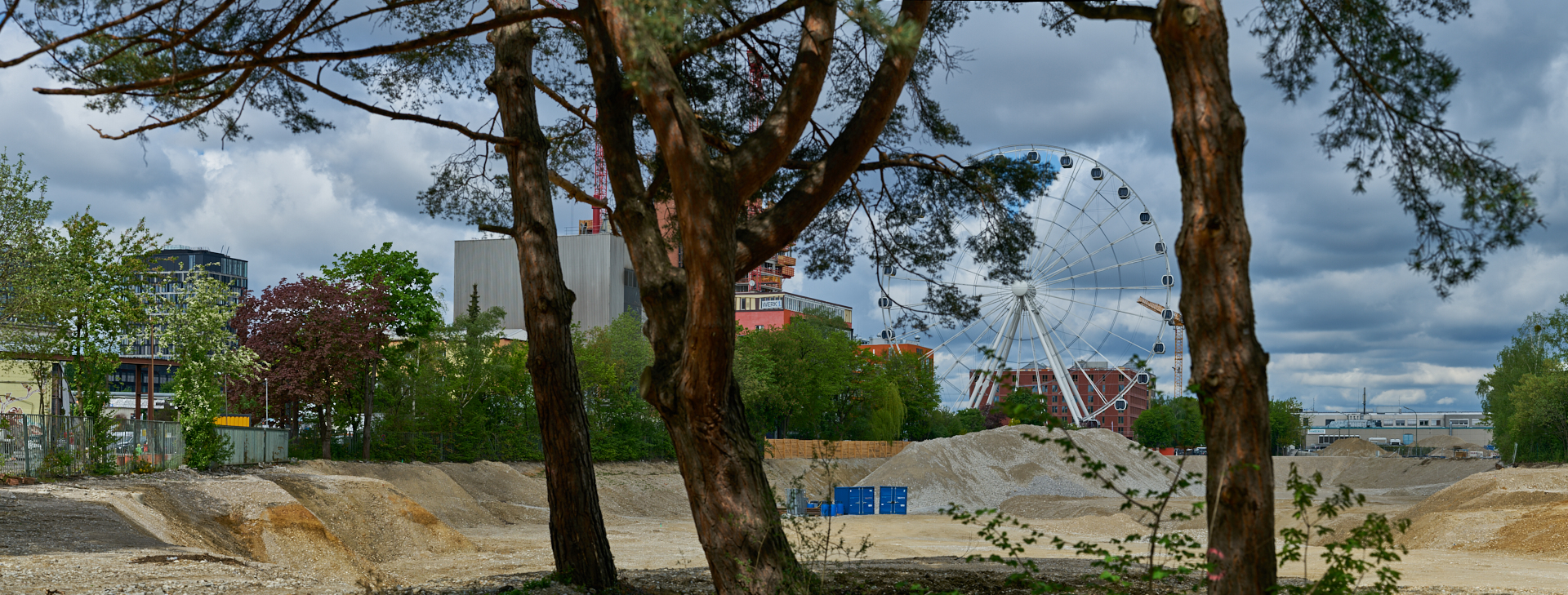 02.05.2019 - Rundgang um das Werksviertel-Mitte mit dem Riesenrad