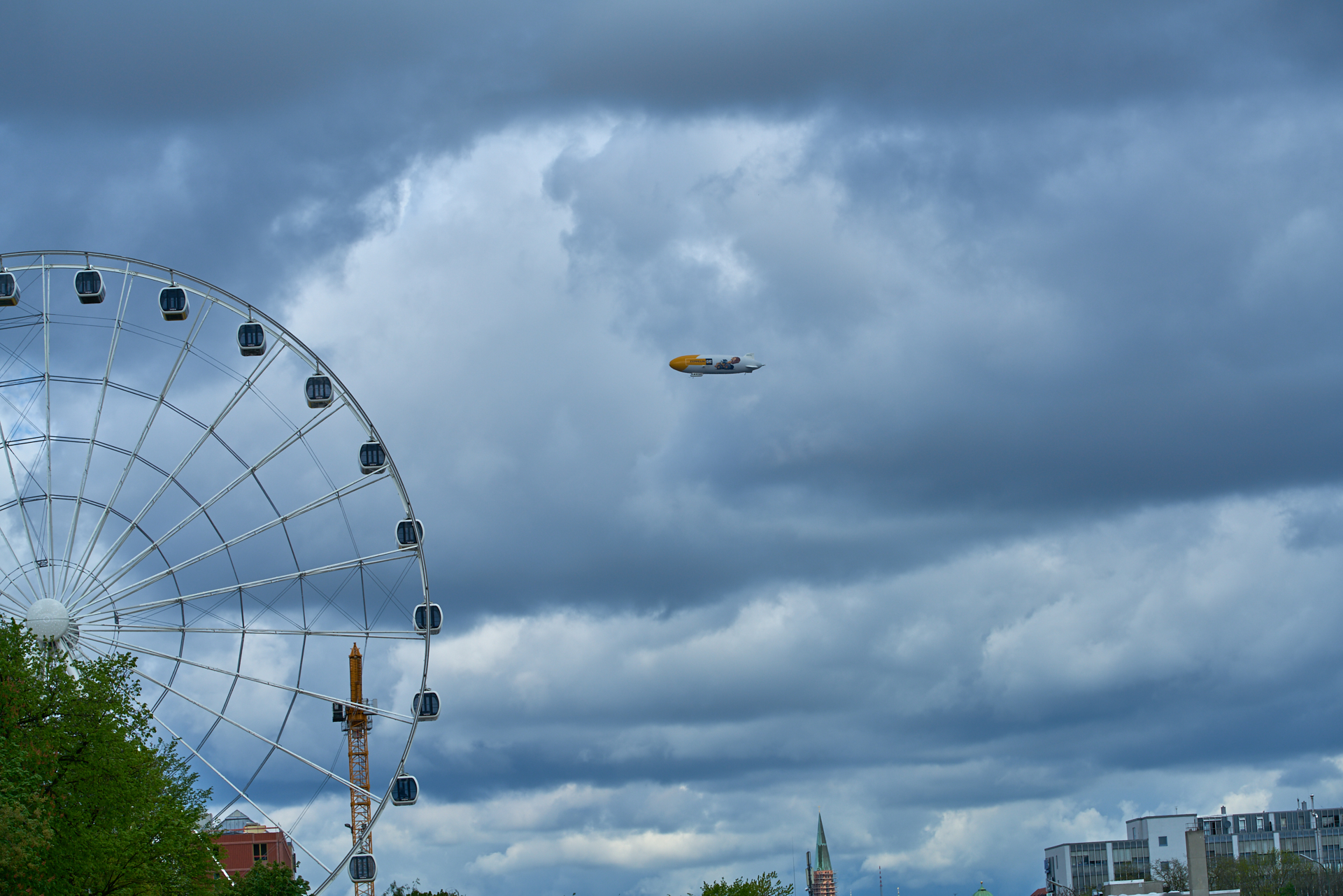 02.05.2019 - Rundgang um das Werksviertel-Mitte mit dem Riesenrad