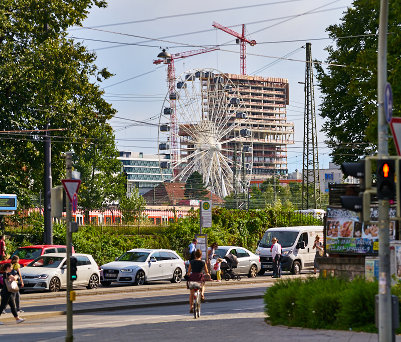 06.08.2019 - Das Riesenrad im Werksviertel Mitte, nahe dem Ostbahnhof München