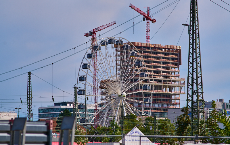 06.08.2019 - Das Riesenrad im Werksviertel Mitte, nahe dem Ostbahnhof München