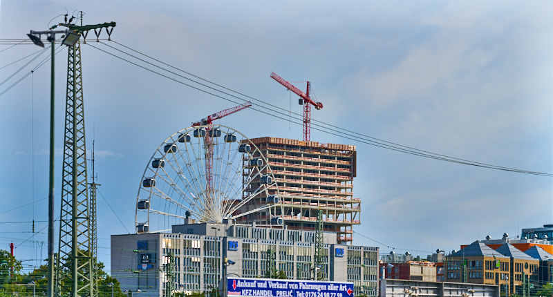 06.08.2019 - Das Riesenrad im Werksviertel Mitte, nahe dem Ostbahnhof München