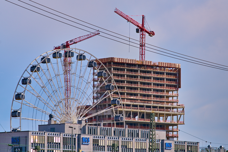 06.08.2019 - Das Riesenrad im Werksviertel Mitte, nahe dem Ostbahnhof München