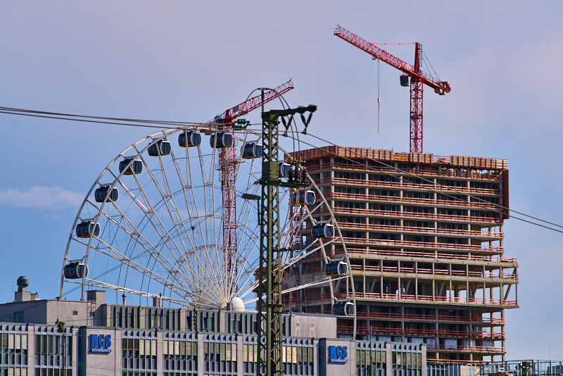 06.08.2019 - Das Riesenrad im Werksviertel Mitte, nahe dem Ostbahnhof München