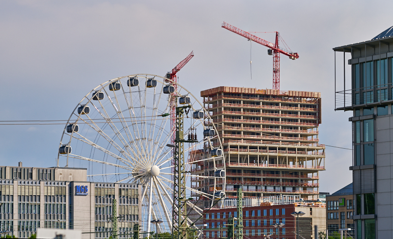 06.08.2019 - Das Riesenrad im Werksviertel Mitte, nahe dem Ostbahnhof München