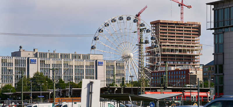 06.08.2019 - Das Riesenrad im Werksviertel Mitte, nahe dem Ostbahnhof München