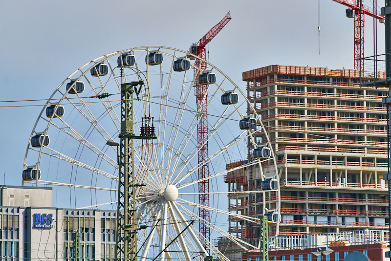 06.08.2019 - Das Riesenrad im Werksviertel Mitte, nahe dem Ostbahnhof München